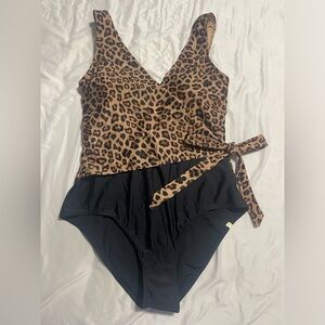 Summersalt wrap swimsuit New with Tags!